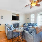 Saint Louis Ave, Unit D