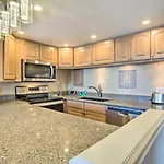 Scenic Ocean City Condo With Balcony, Steps To Beach