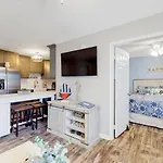 Club Ocean Villas 141