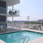 4100 Coastal #102