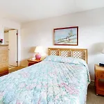 Sunny Sands 401