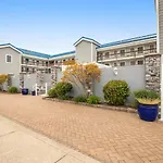 Orleans Court