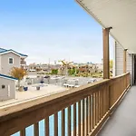 Orleans Court
