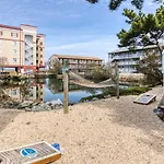 La Vista Bay Complex