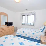 Harbour Club G7 Condo