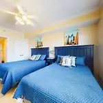 Bahia Vista I 403