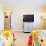 Bahia Vista I 403