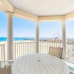 Belmont Towers 601