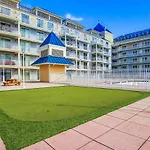 Belmont Towers 601