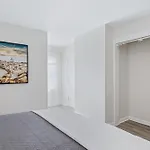 Lukas Apartments