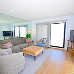 Towers 401 Condo
