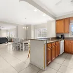 Ocean 1 Suite 2