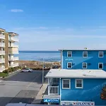 Ocean Block Condo 100 Steps From The Beach