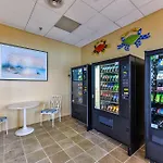 Luxury Oceanfront Condo/Indoor Pool/Massage Chair