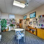 Luxury Oceanfront Condo/Indoor Pool/Massage Chair