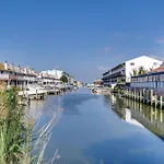 Ocean City Condo With Pool And Views Walk To Beach!