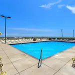Golden Sands 402