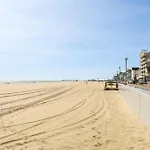 Ocean City Beach Condo Steps To Boardwalk!