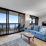 Golden Sands 402