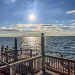 Bayfront Condo With Amazing Views