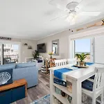 Exquisite Ocean View Condo With Pool