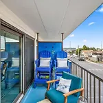 Exquisite Ocean View Condo With Pool