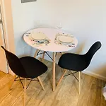 Blue Diamond Apt Unit 5 Judlee Ave