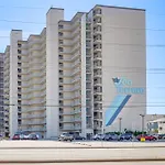 Ocean City Condo With Heated Pool And Beachfront View!