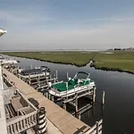 Waterfront 3 Bedroom Townhouse In Ocmd