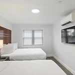 Safari Apartments