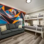 Belmont Towers 805