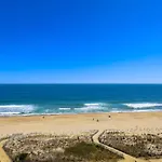 Pyramid 8H