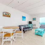 Barefoot Country 303
