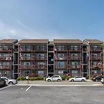 Breezy Point 302