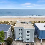 Silver Sands 102S