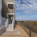 Silver Sands 102S