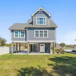 Bayside Bliss 205