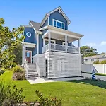 Bayside Bliss 205