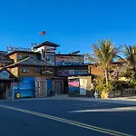 Runaway Bay 76