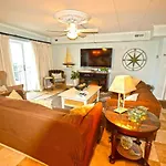 Harbour Island 102M Condo