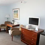 Beach Plaza Hotel