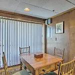 Ocean City Condo With Bay View And Walkable Location!