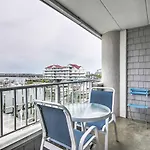 Condo With Resort Pool And Marina Less Than 2 Mi To Boardwalk