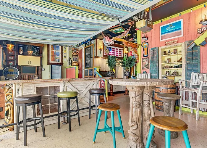 139Th Tiki House