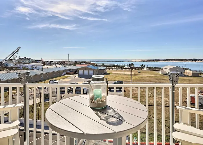 End-Unit Ocean City Condo With Panoramic Views!