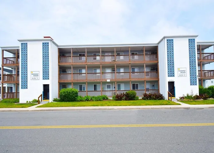 Summer Winds 202E Condo