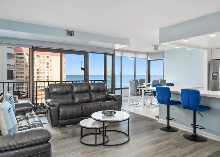 Luxury Oceanfront Condo/Indoor Pool/Massage Chair
