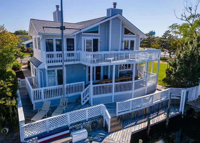 Luxury Waterfront Villa Dock Game Room Sunset Views