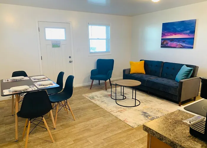 Blue Diamond Apt Unit 2 Judlee Ave