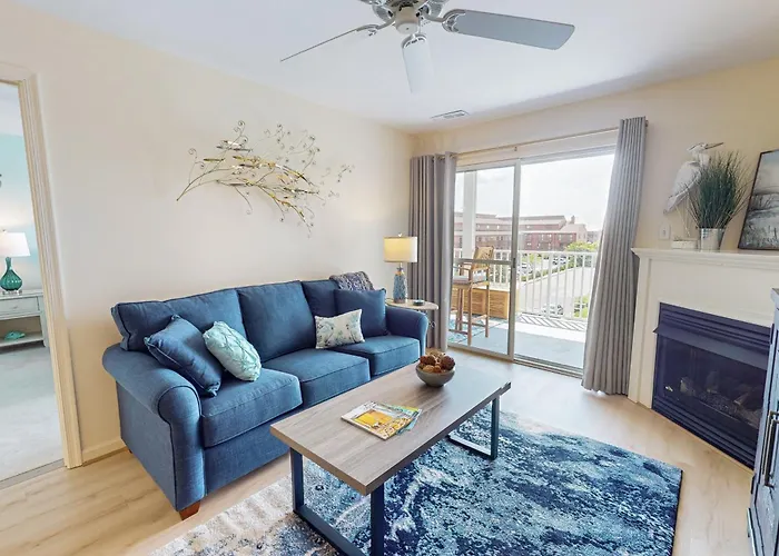 Oasis On The Bay Unit 210